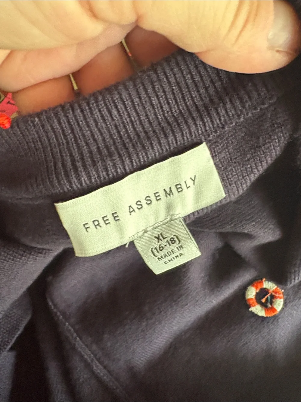 NWT free assembly XL sailing sweater boating